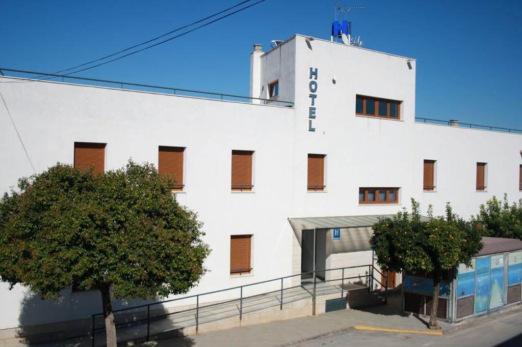 La Lantejuela Hotel Albanta מראה חיצוני תמונה