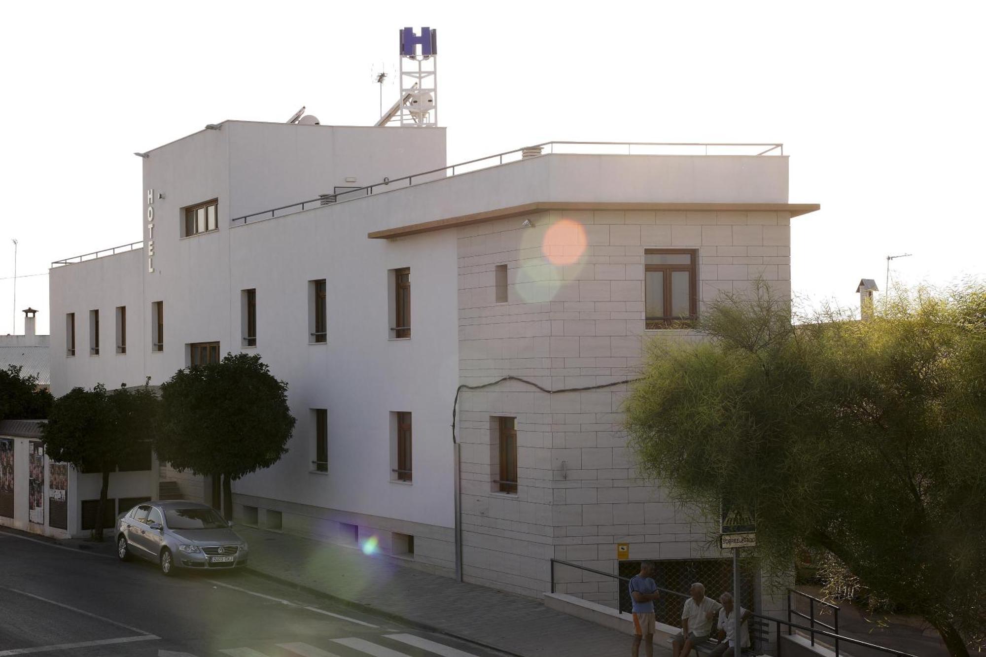 La Lantejuela Hotel Albanta מראה חיצוני תמונה